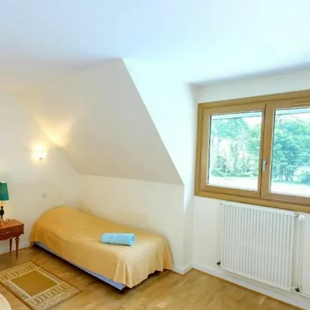 Well-appointed, 5-bedroom With A Swimming Pool And Wifi In Conca كونكارنو