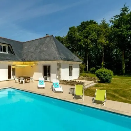 Well-appointed, 5-bedroom With A Swimming Pool And Wifi In Conca *
